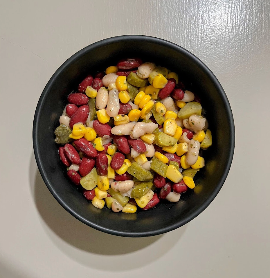 Babos-kukoricás saláta