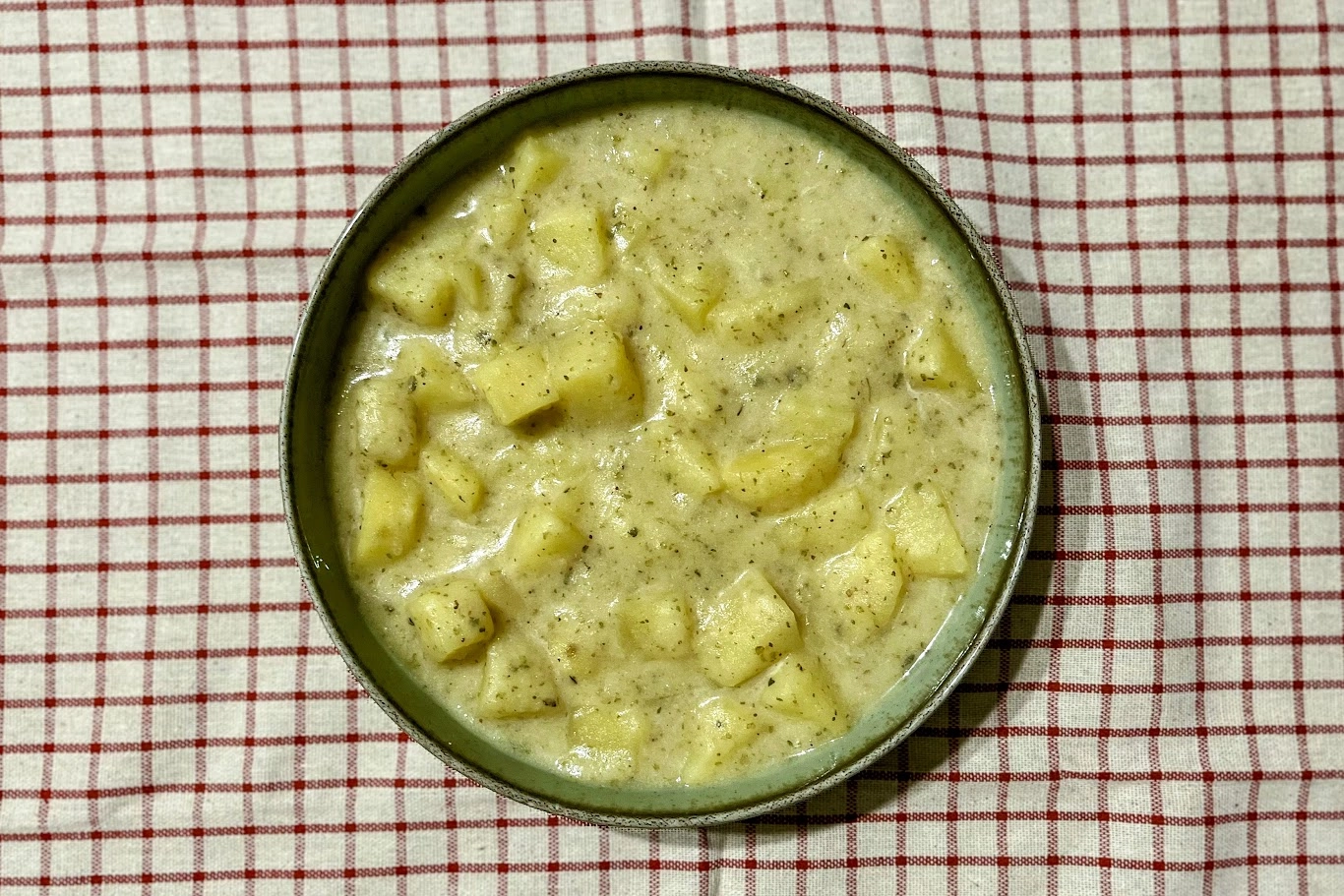 Burgonyafőzelék majoránnával