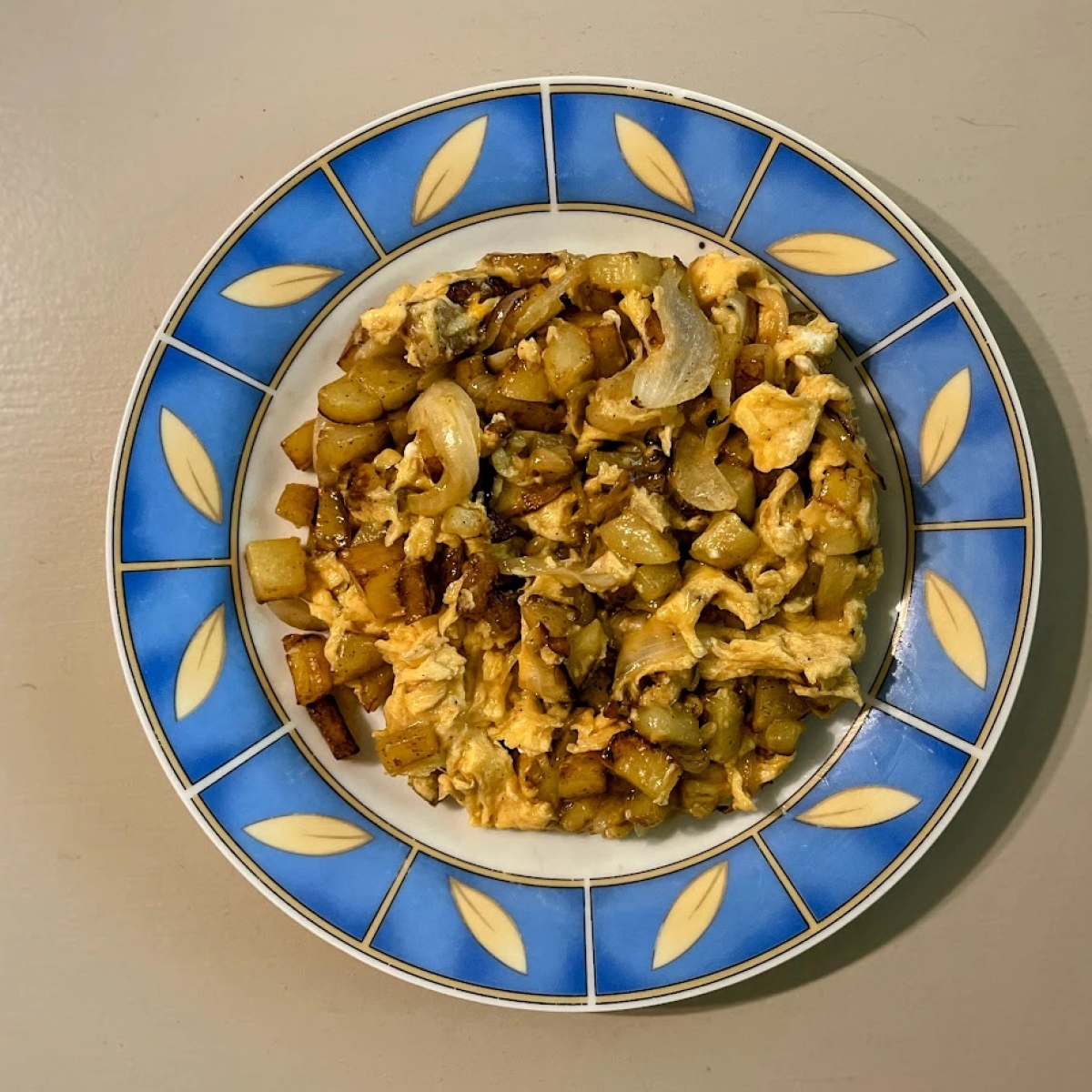 Krumplis-hagymás rántotta